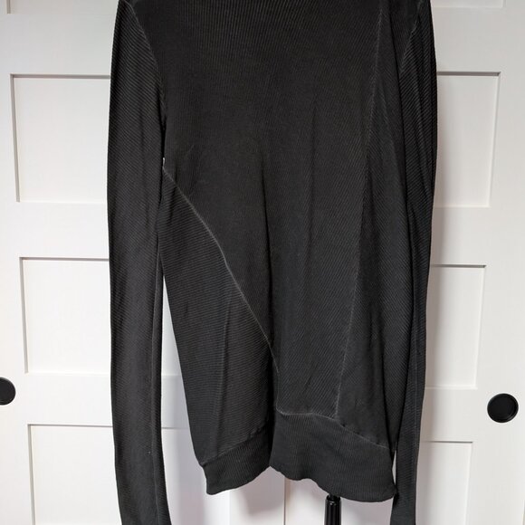 Army of Me LS Shirt Small NWT - Picture 4 of 4